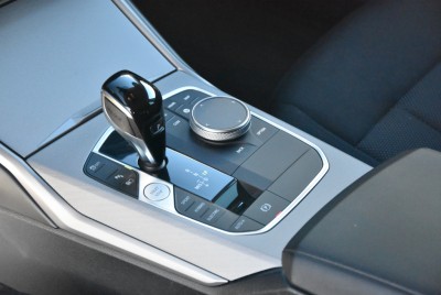 Car Gallery De Geyndt - BMW 330 Touring