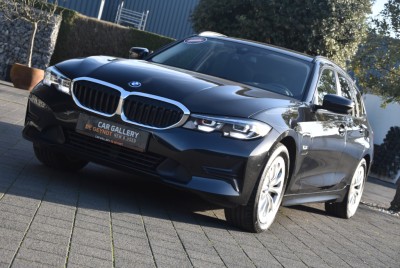 Car Gallery De Geyndt - BMW 330 Touring