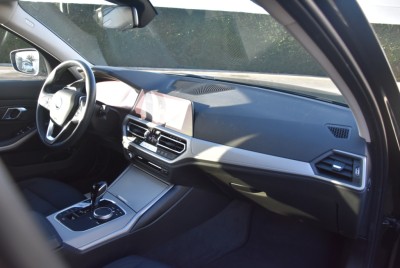 Car Gallery De Geyndt - BMW 330 Touring