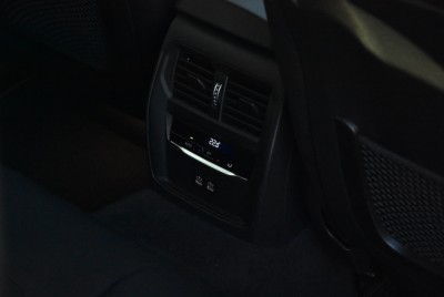 Car Gallery De Geyndt - BMW 330 Touring