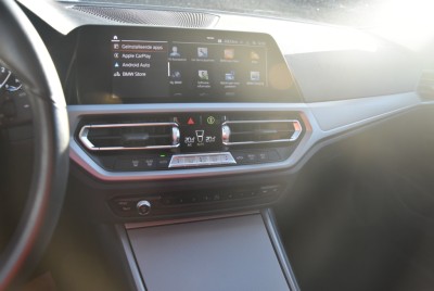 Car Gallery De Geyndt - BMW 330 Touring