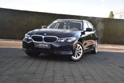 Car Gallery De Geyndt - BMW 330 Touring