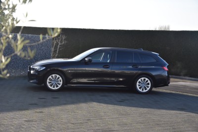 Car Gallery De Geyndt - BMW 330 Touring