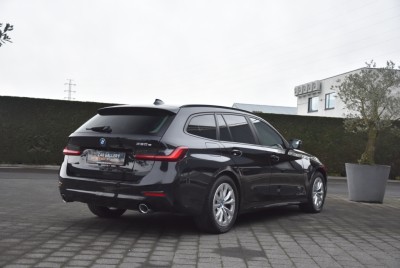 Car Gallery De Geyndt - BMW 330 Touring