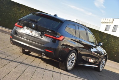 Car Gallery De Geyndt - BMW 330 Touring