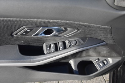 Car Gallery De Geyndt - BMW 330 Touring