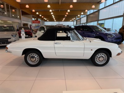 Thumbnail Alfa Romeo Spider - BUGA Auto
