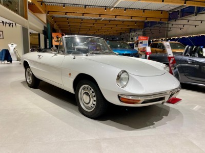 Thumbnail Alfa Romeo Spider - BUGA Auto