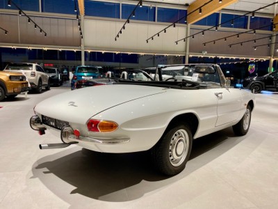 Thumbnail Alfa Romeo Spider - BUGA Auto