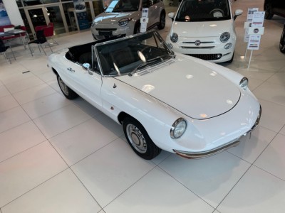 Thumbnail Alfa Romeo Spider - BUGA Auto
