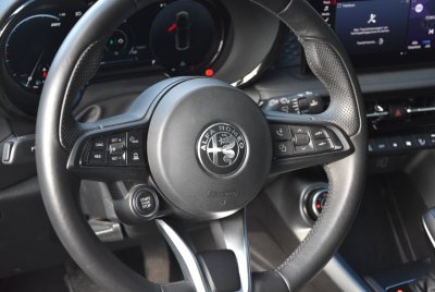 Car Gallery De Geyndt - Alfa Romeo Tonale